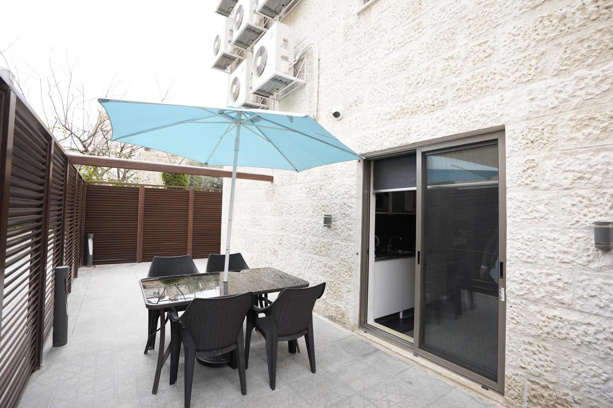 Naylover Hotel Suites อัมมาน ภายนอก รูปภาพ