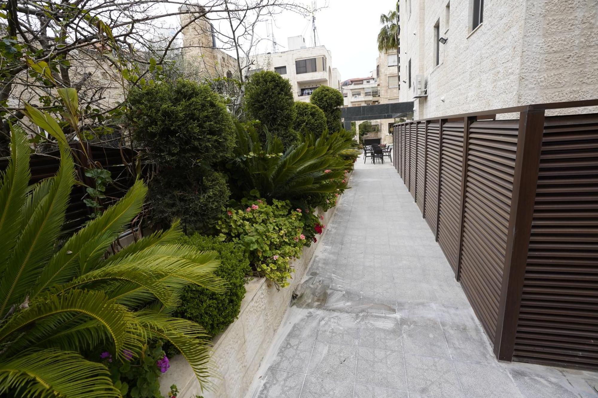 Naylover Hotel Suites อัมมาน ภายนอก รูปภาพ