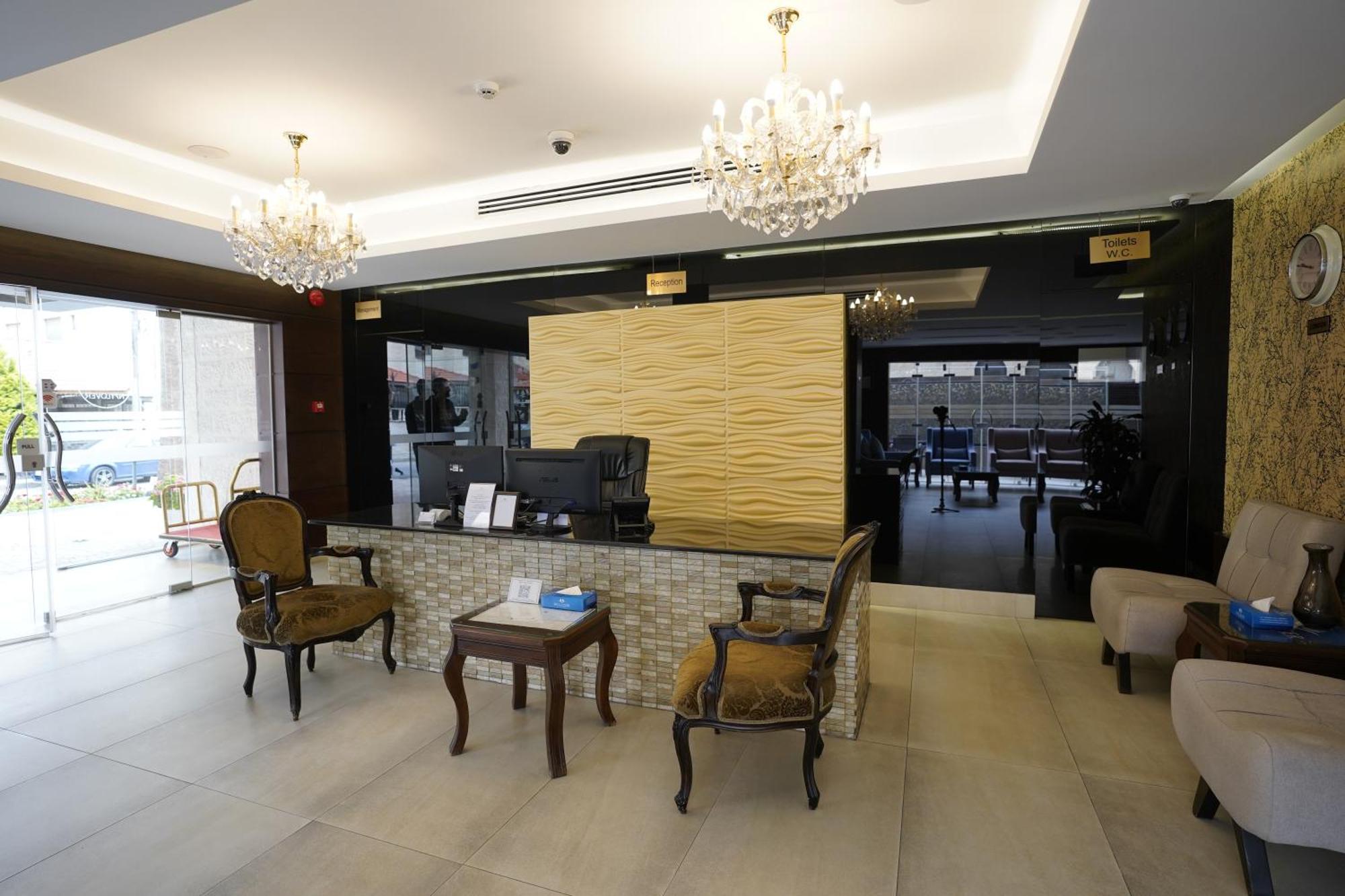 Naylover Hotel Suites อัมมาน ภายนอก รูปภาพ