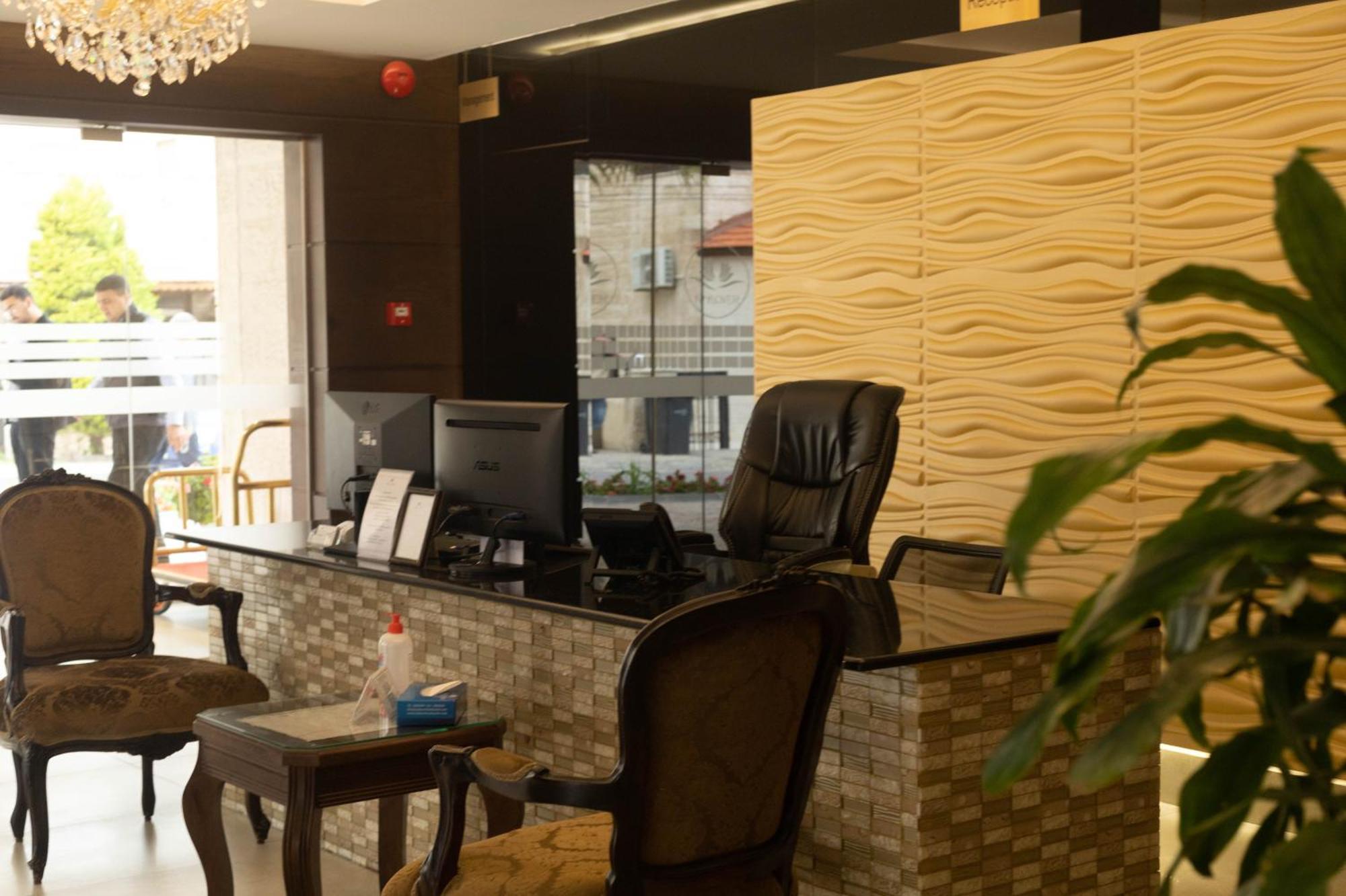 Naylover Hotel Suites อัมมาน ภายนอก รูปภาพ